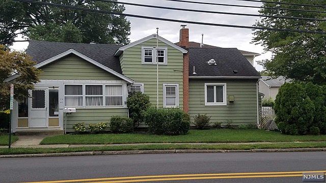 1st image of 39-40 Morlot Ave