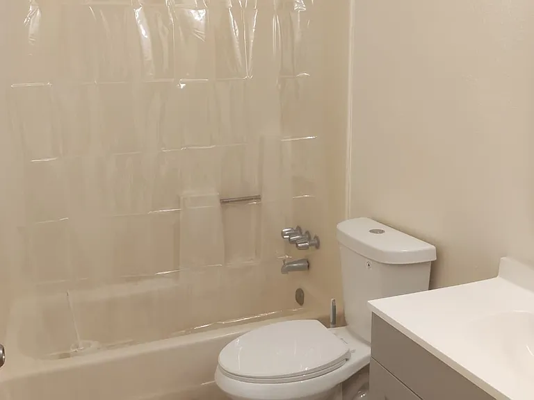 284 S Highland Ave #284 — Photo 10