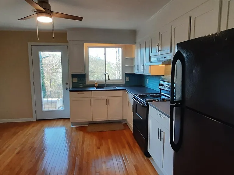 114 Pressley Dr #1 — Photo 4