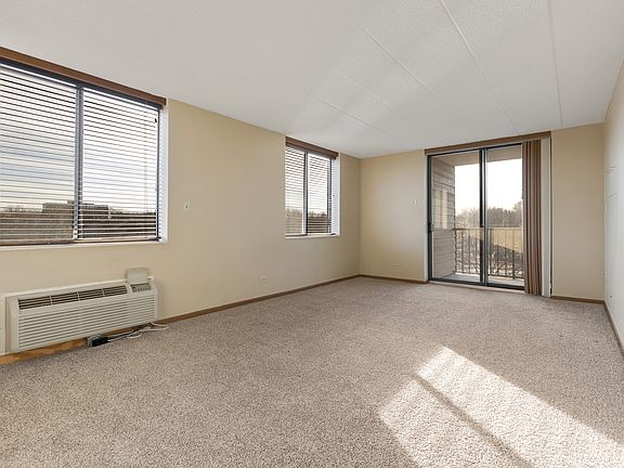 5th image of 75 Kristin Cir APT 426
