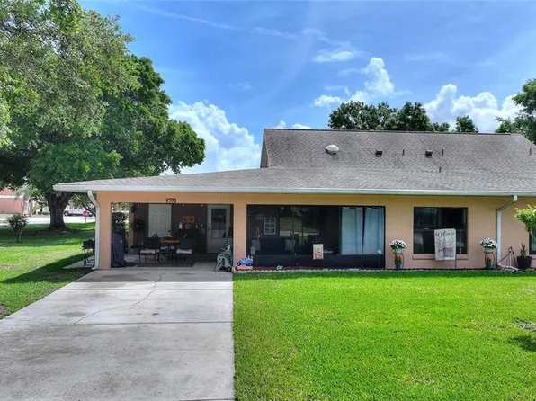 302 Genesis Pointe Dr, Lake Wales, FL 33859