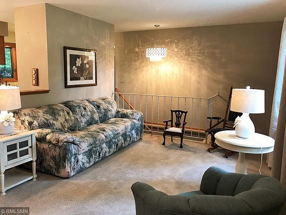 5th image of 23514 Degardner Cir NW