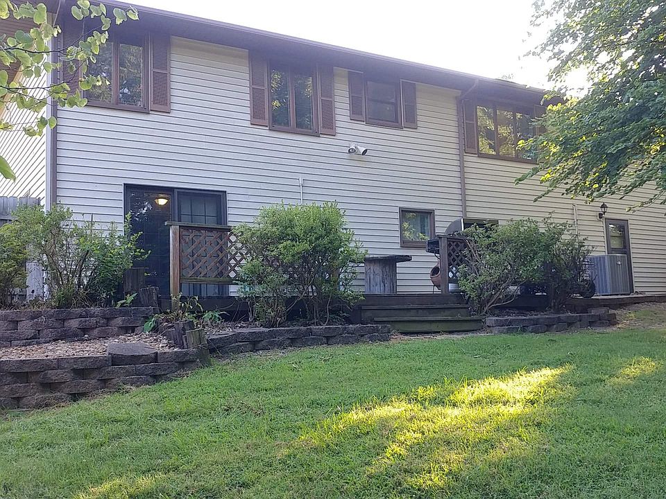 1st image of 1418 Highland Dr