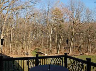 1500 Westbury Ct, Manitowoc, WI 54220