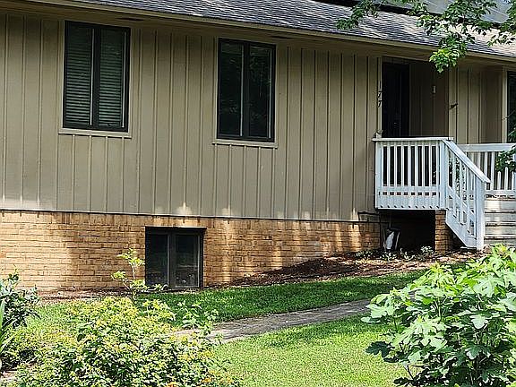 2nd image of 177 Bogey Ln