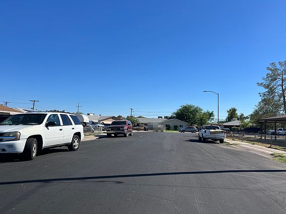 5th image of 6719 N 49th Ave