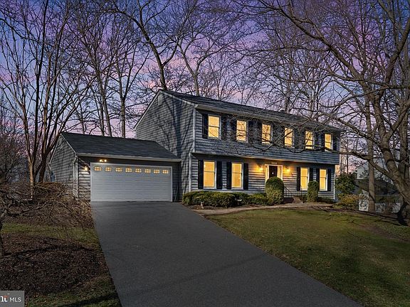 2nd image of 865 Moffett Forge Rd