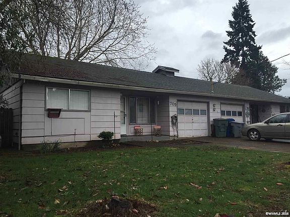 3rd image of 715 Tierra Dr NE