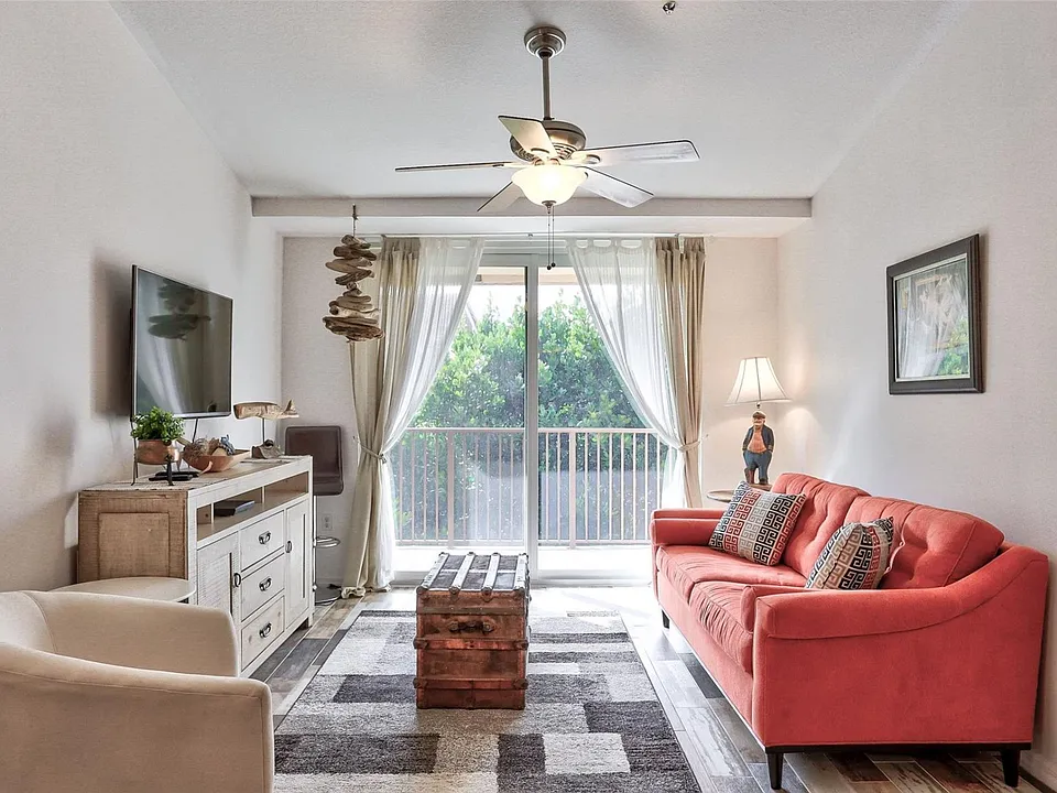 322 Villa Cir #322