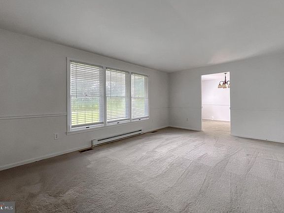 4th image of 12400 Popes Creek Rd