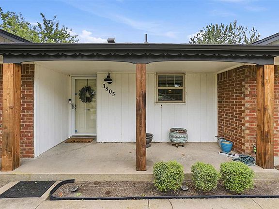 5th image of 3805 SE Dorchester Dr