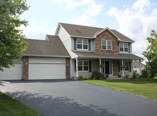 16513 Dodd Ln, Lakeville, MN 55044