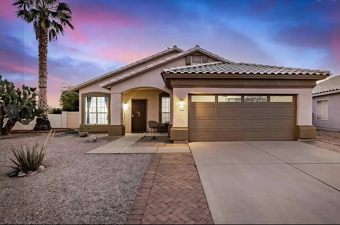 9040 N Palm Brook Dr — Photo 1