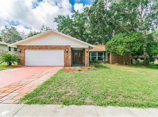 750 Rolling Hills Dr, Palm Harbor, FL 34683