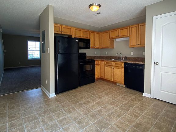 2nd image of 541C Patriot Park Ct