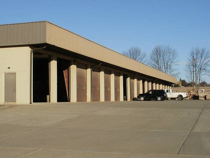 2nd image of 2690 Howertown Rd