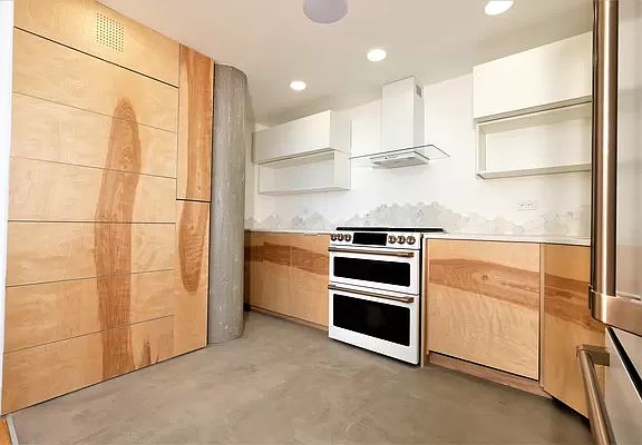 2nd image of 505 Court St APT 10G
