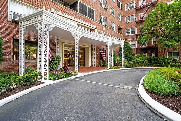Sold by DejaView Residential Inc | media 2