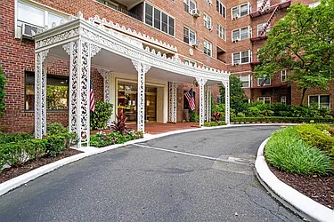 Sold by DejaView Residential Inc