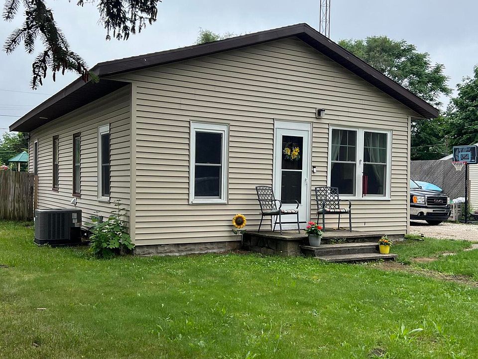 1st image of 3878 E Main St