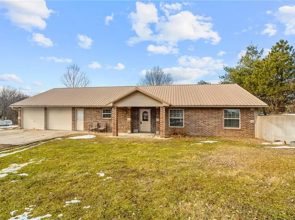 7254 Cox School Rd, Odessa, MO 64076