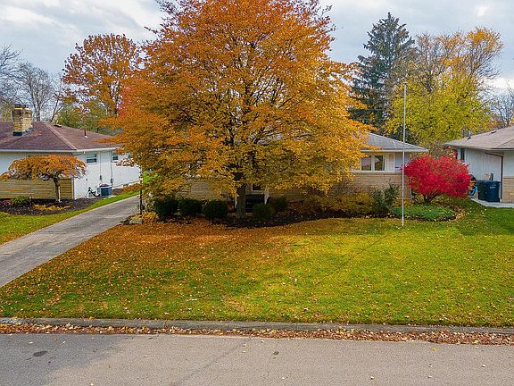 2nd image of 5251 Heritage Ln