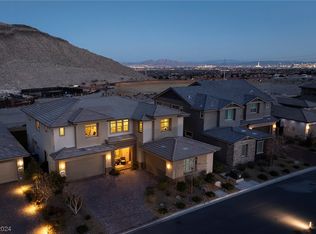 3030 Raywood Ash Dr, Las Vegas, NV 89138