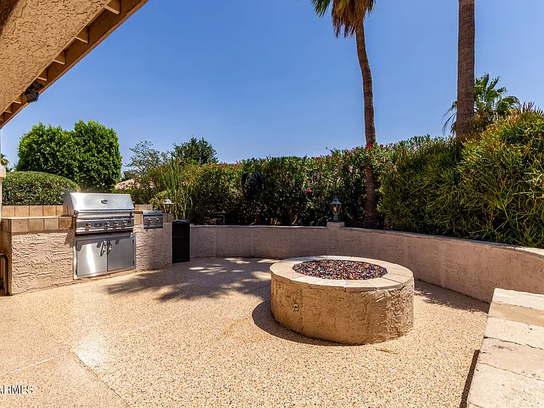 9637 E Sundune Dr — Photo 31