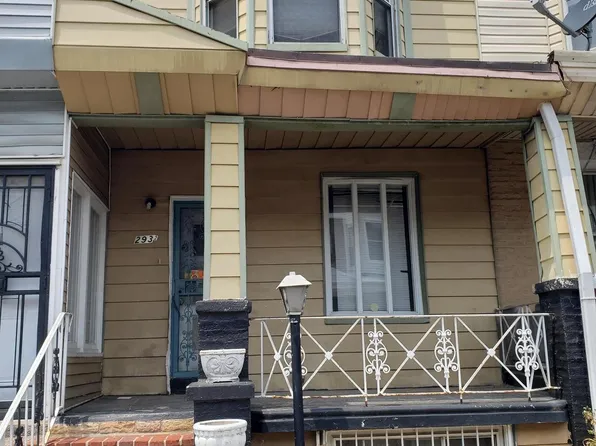 2932 N Bailey St, Philadelphia, PA 19132