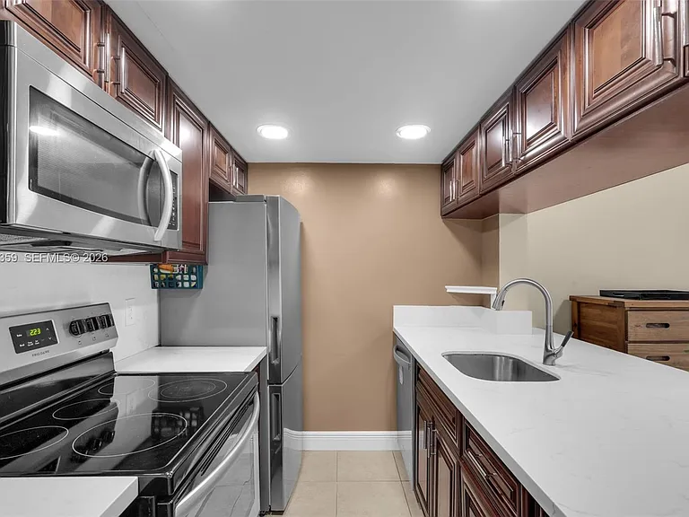10001 W Atlantic Blvd #118 — Photo 3