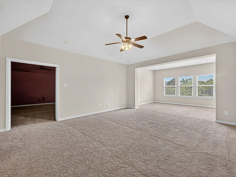 7675 Dotter Dr — Photo 22