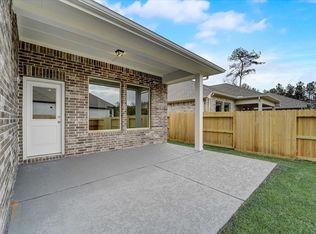 209 Lincoln Rim Pass, Willis, TX 77318