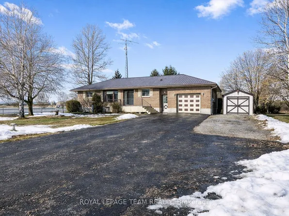 100 County Road 21 Rd, Edwardsburgh/cardinal, ON K0E 1X0