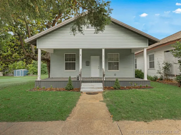 512 N Main St, Sand Springs, OK 74063
