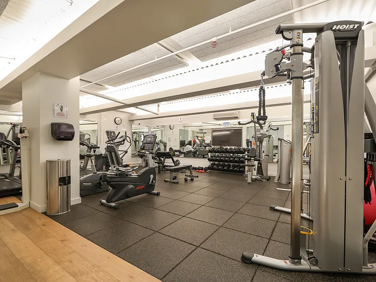 250 Gorge Rd #29E — Photo 32