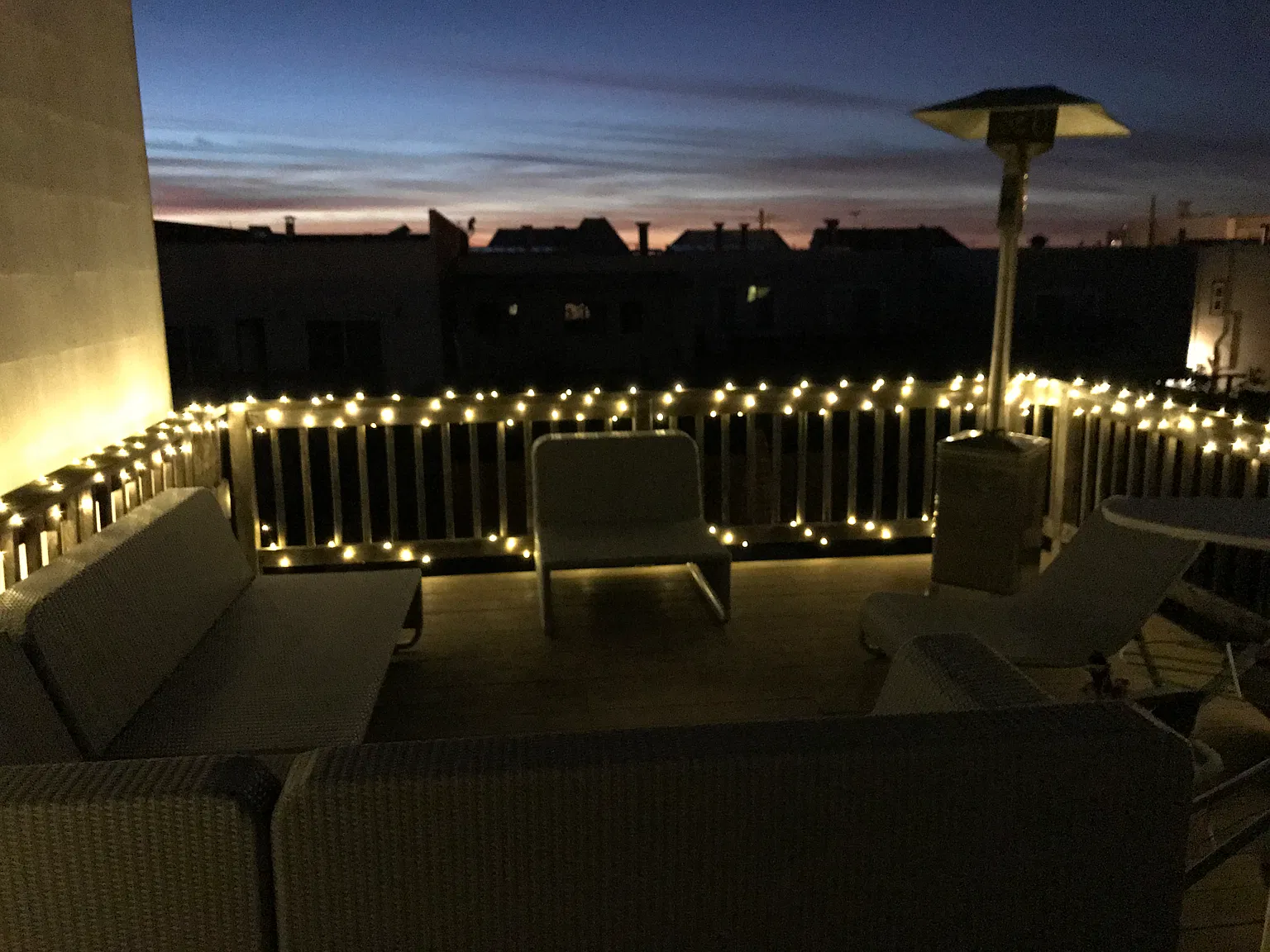 3 bed, 1250 sqft, $6,250 — Photo 4