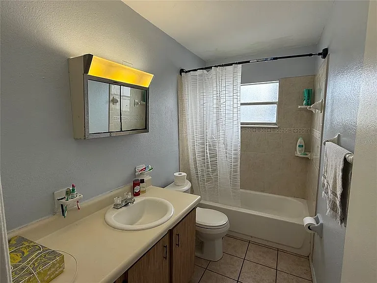 708 Michigan Ct #3 — Photo 6