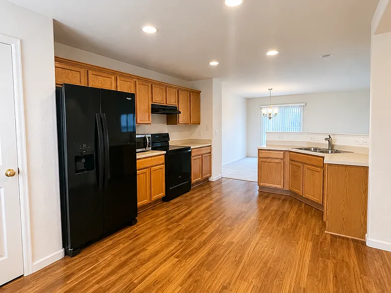 8196 S Norfolk St — Photo 2
