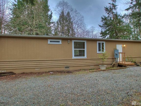 3rd image of 3231 S 180th Pl
