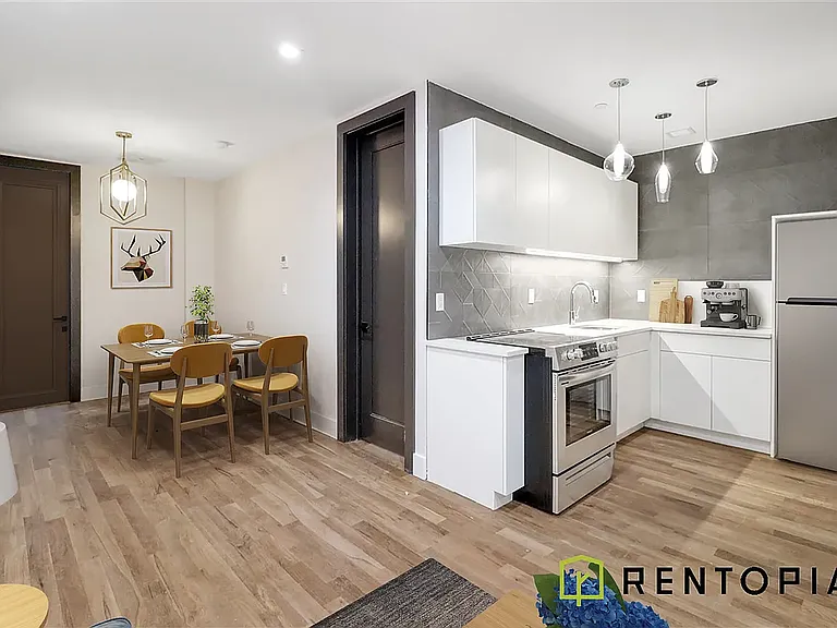 295 N 7th St #103A — Photo 3