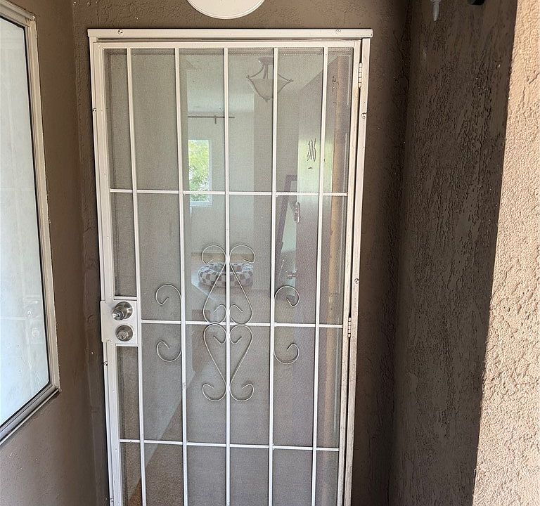 1st image of 725 Coronado Ave Unit 206