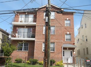 256-258 S 10th St, Newark, NJ 07103