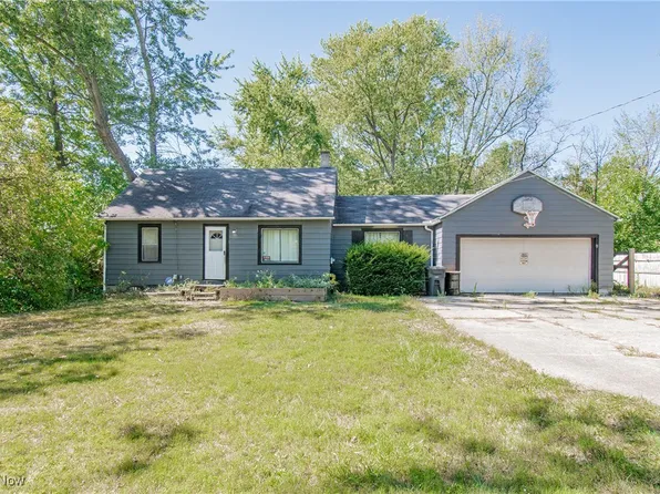 1728 S Arlington St, Akron, OH 44306