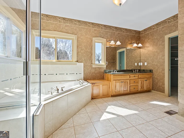 2223 Salem Rd — Photo 31