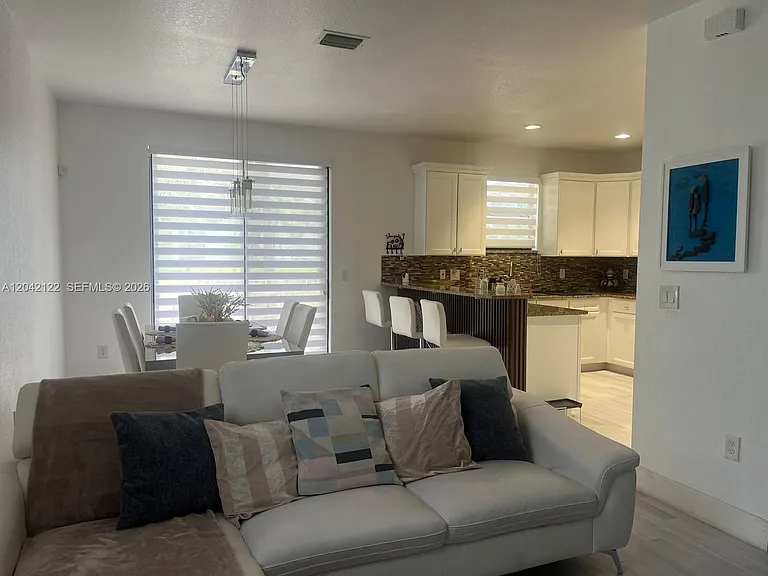 8985 NW 98th Ave — Photo 28