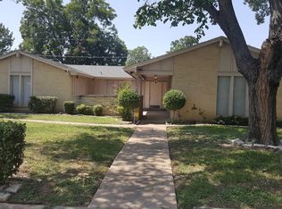 2408 Zapata Dr, Arlington, TX 76015
