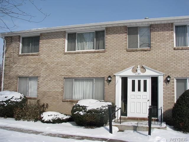 1st image of 135 Old Lyme Dr APT 6