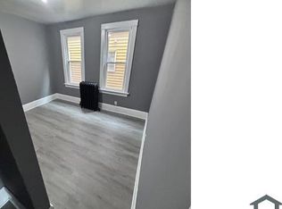 1562 S 7th St, Milwaukee, WI 53204