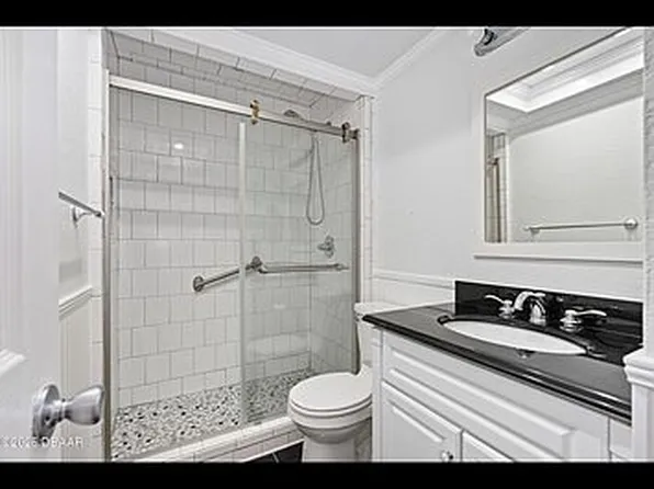 520 S Peninsula Ave APT 2C7, New Smyrna Beach, FL 32169