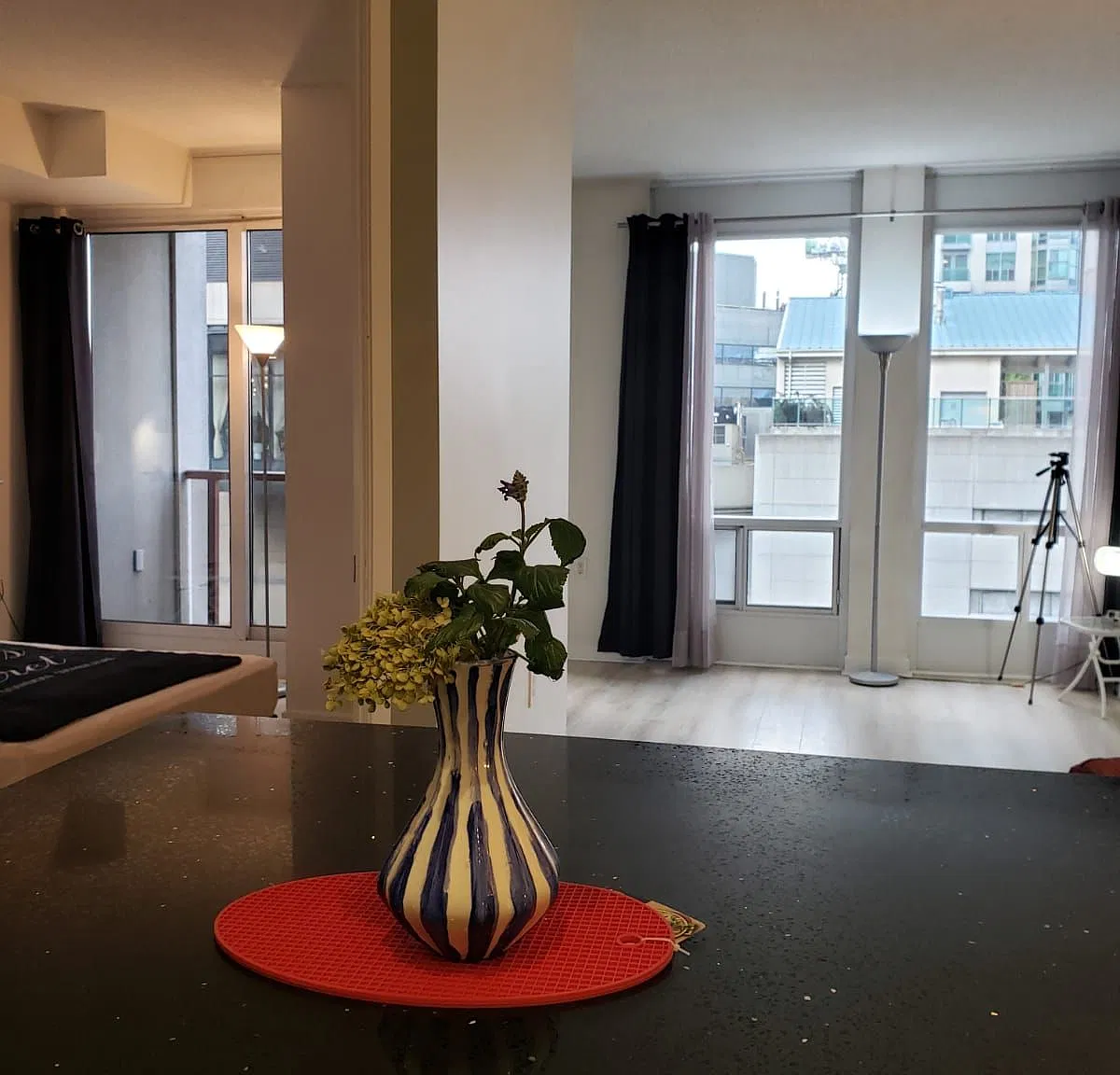 85 Bloor St E — Photo 1